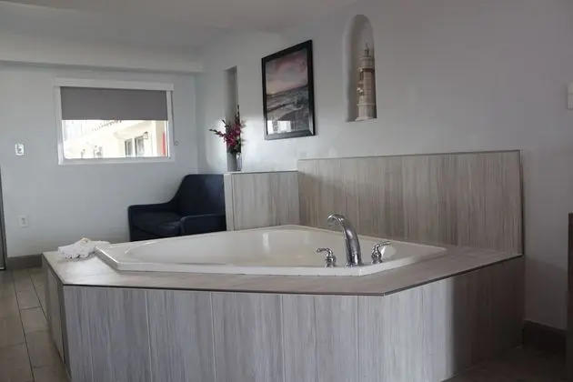 Oda, 1 En Büyük (King) Boy Yatak, Sigara İçilmez, Okyanusa Sıfır (Jetted Tub)