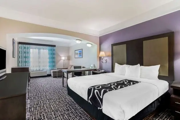Deluxe Süit, 1 En Büyük (King) Boy Yatak, Sigara İçilmez (Deluxe Family Suite)