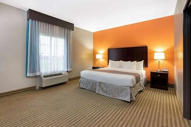 Deluxe Süit, 1 En Büyük (King) Boy Yatak, Sigara İçilmez (Deluxe Family Suite)