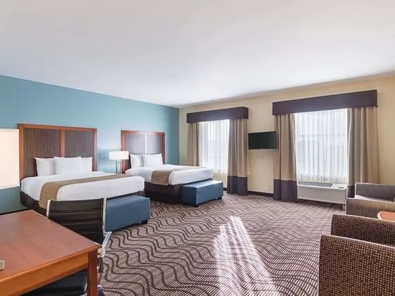 Deluxe Oda, 2 Büyük (Queen) Boy Yatak, Engellilere Uygun (Mobility/Hearing, Roll-In Shower)