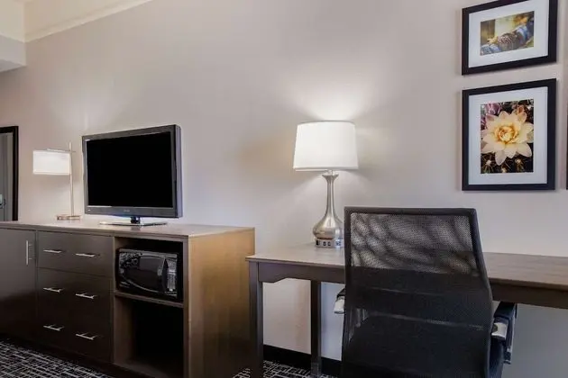 Oda, 2 Büyük (Queen) Boy Yatak, Engellilere Uygun (Mobility/Hearing Impaired Accessible)