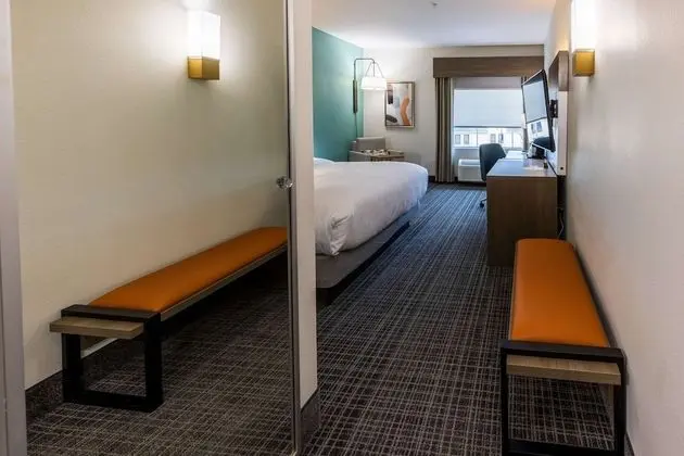 Standard Oda, 1 En Büyük (King) Boy Yatak, Sigara İçilmez