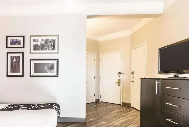 Oda, 2 Çift Kişilik Yatak, Engellilere Uygun, Sigara İçilmez (Mobility/Hearing Impaired Accessible)
