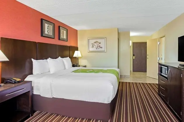 Deluxe Süit, 1 Yatak Odası, Sigara İçilmez, Nehir Manzaralı (1 King Bed)