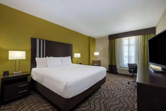 Oda, 1 En Büyük (King) Boy Yatak, Sigara İçilmez