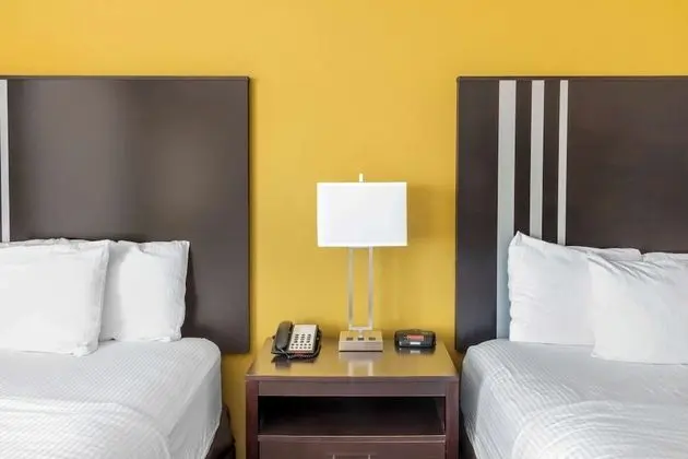 Oda, 2 Büyük (Queen) Boy Yatak, Sigara İçilmez