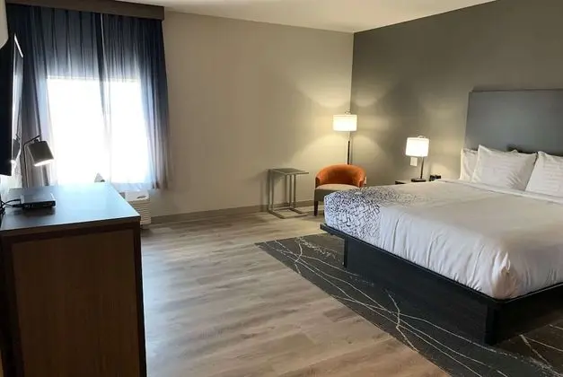 Oda, 1 En Büyük (King) Boy Yatak, Sigara İçilmez