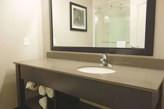 Oda, 1 En Büyük (King) Boy Yatak, Sigara İçilmez