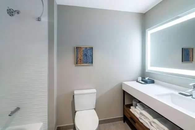 Süit, 2 Büyük (Queen) Boy Yatak, Sigara İçilmez, Şehir Manzaralı