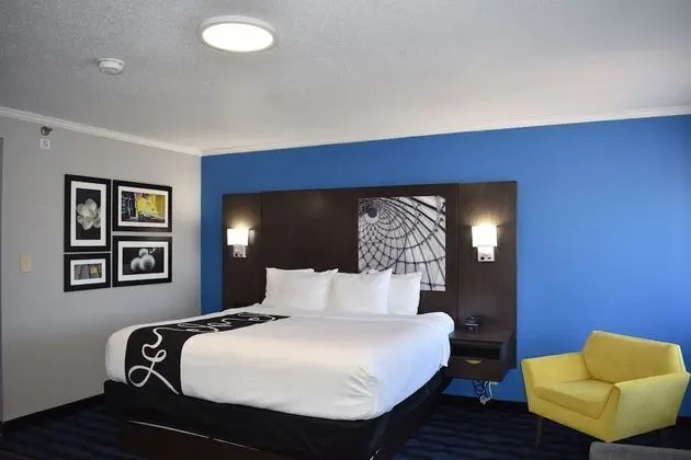 Deluxe Oda, 1 En Büyük (King) Boy Yatak, Sigara İçilmez (Deluxe Executive Room)