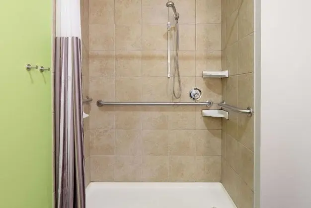 Stüdyo Süit, 1 En Büyük (King) Boy Yatak, Engellilere Uygun (Mobility/Hearing, Tub w/Grab Bars)