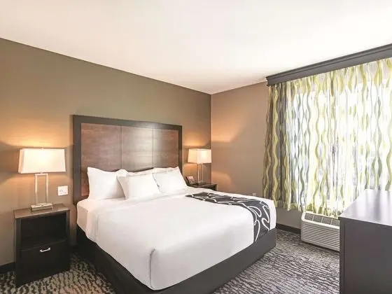 Oda, 1 En Büyük (King) Boy Yatak, Sigara İçilmez