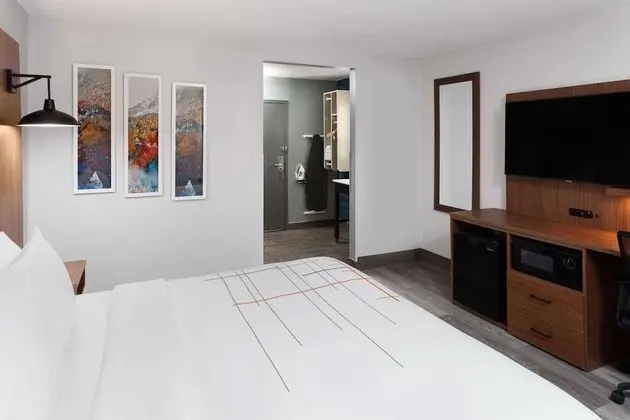 Deluxe Oda, 1 En Büyük (King) Boy Yatak, Sigara İçilmez, Sıcak Su Küveti