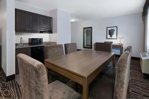 Deluxe Süit, 1 En Büyük (King) Boy Yatak, Sigara İçilmez (Deluxe Executive Suite)
