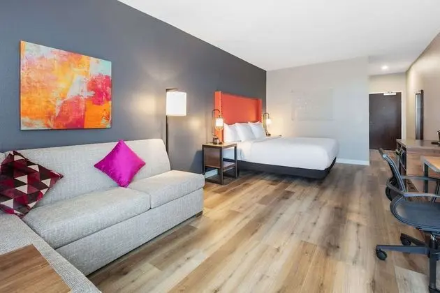 Deluxe Oda, 1 En Büyük (King) Boy Yatak, Sigara İçilmez