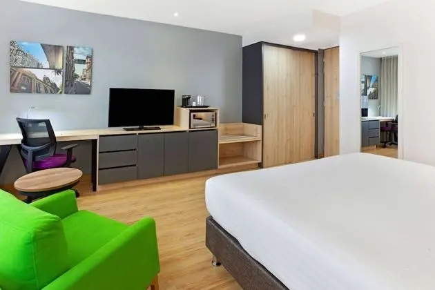Room, 1 King Bed, Non Smoking