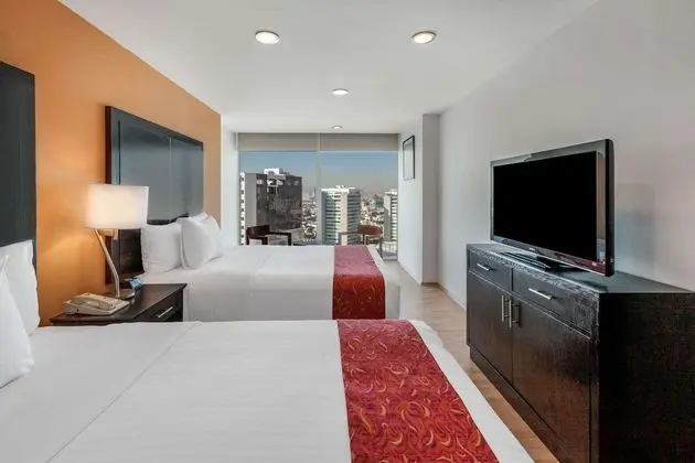 Presidential Süit, Birden Çok Yatak, Sigara İçilmez (City/Mountain View)