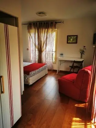 Standard Tek Büyük Yataklı Oda, Banyolu/Duşlu, Bahçe Manzaralı