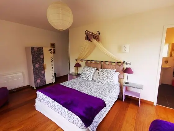 Standard Üç Kişilik Oda, Banyolu/Duşlu, Bahçe Manzaralı