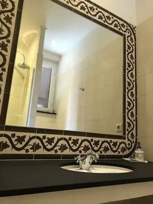 Basic Tek Büyük Yataklı Oda