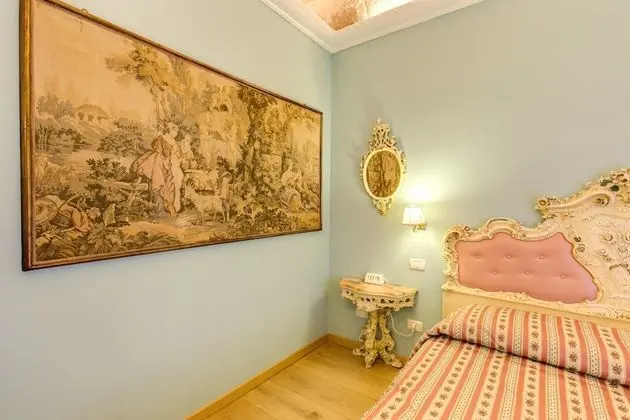 Tek Büyük Yataklı Oda