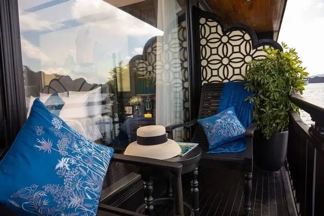 Luxury Tek Büyük veya İki Ayrı Yataklı Oda, Okyanus Manzaralı (Bai Tu Long Suite, 2D1N or 3D2N)