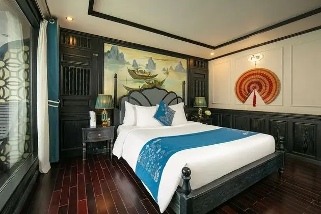 Luxury Tek Büyük veya İki Ayrı Yataklı Oda, Okyanus Manzaralı (Bai Tu Long Suite, 2D1N or 3D2N)