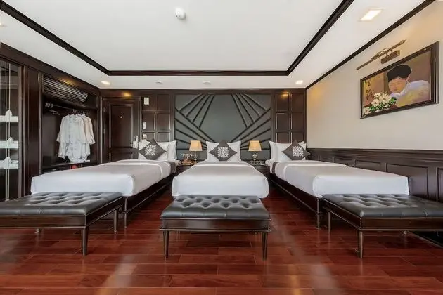 Üç Kişilik Oda (Queen Suite)
