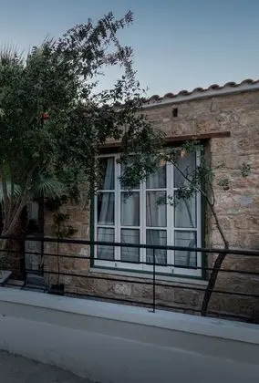 Deluxe Tek Büyük Yataklı Oda, Sigara İçilmez, Bahçe Manzaralı (Leyla Gencer)