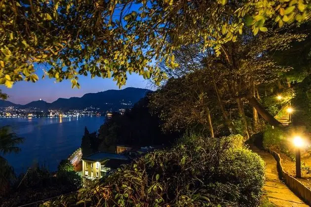 Villa, 4 Yatak Odası, Kişiye Özel Havuzlu, Göl Manzaralı