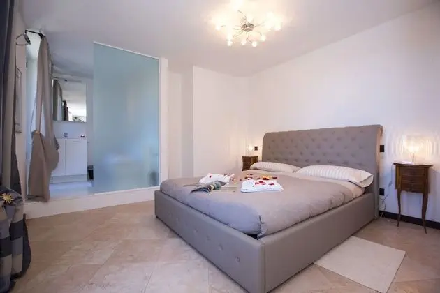 Villa, 4 Yatak Odası, Kişiye Özel Havuzlu, Göl Manzaralı