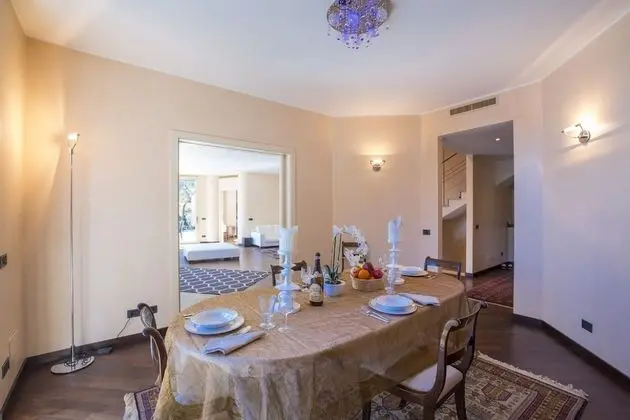 Villa, 4 Yatak Odası, Kişiye Özel Havuzlu, Göl Manzaralı