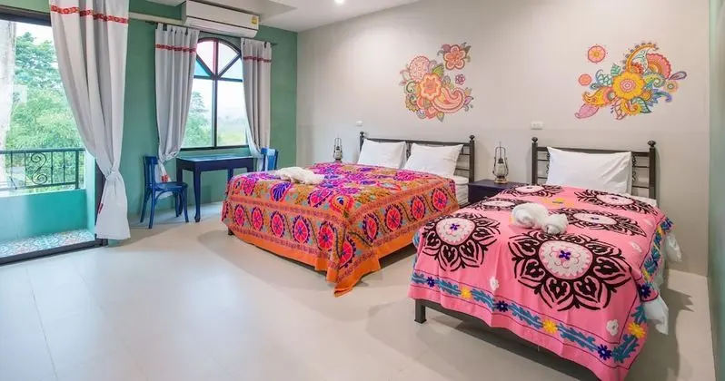 Deluxe Triple Room with Mountain View (FES)