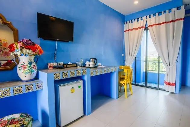 Deluxe Triple Room with Mountain View (FES)