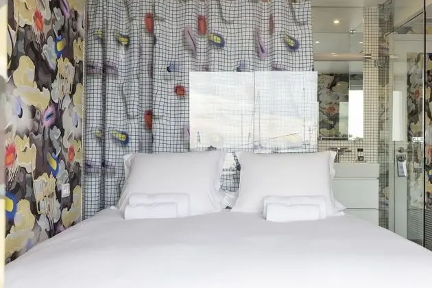Tek Büyük Yataklı Oda, Balkon, Deniz Manzaralı (1st Floor)