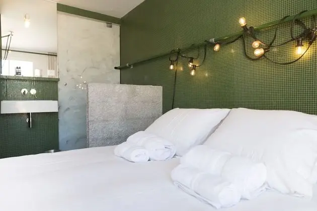 Tek Büyük Yataklı Oda (Pine Wood Side 1st Floor)