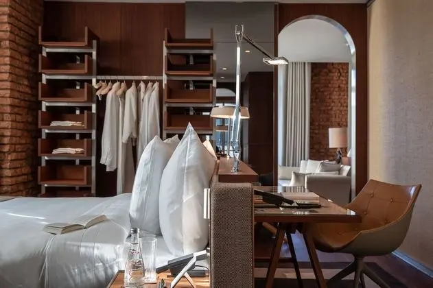 Eden Suite