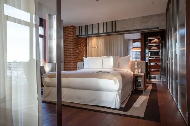 Eden Suite