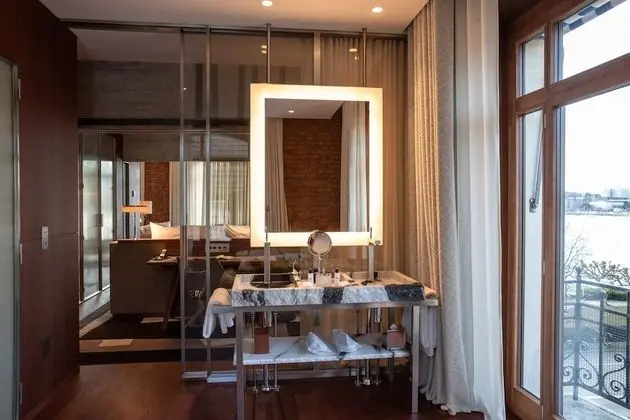 Eden Suite