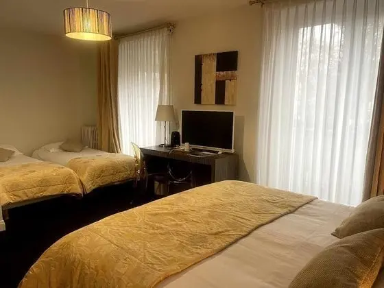 Dört Kişilik Oda