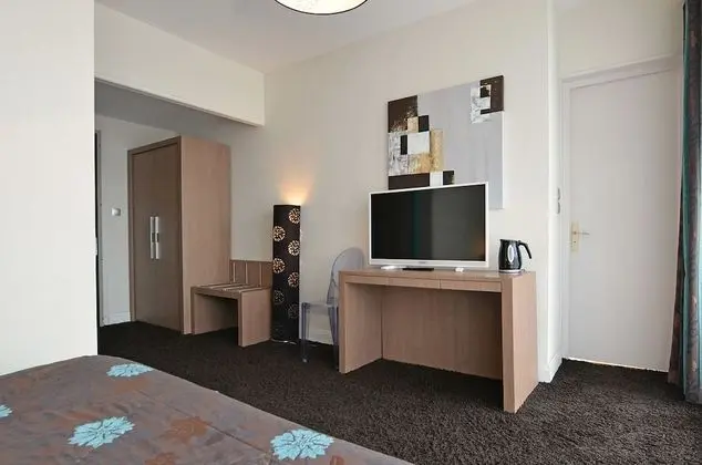 Tek Büyük Yataklı Oda, Göl Manzaralı
