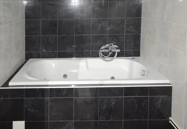 Tek Büyük Yataklı Oda, Göl Manzaralı