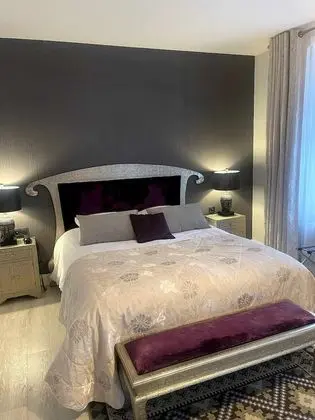 Üç Kişilik Oda