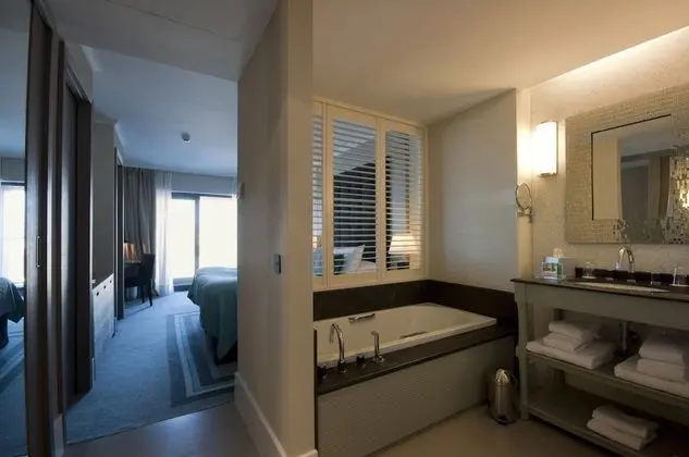 Standard Oda, 1 En Büyük (King) Boy Yatak, Şehir Manzaralı