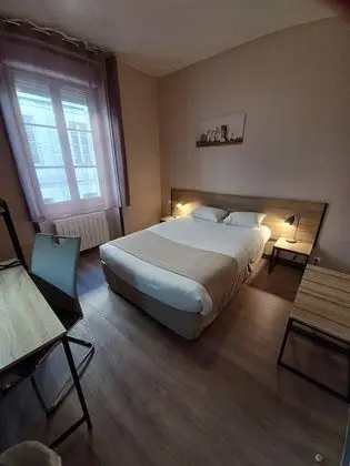 Tek Büyük Yataklı Oda, 1 Çift Kişilik Yatak, Sigara İçilmez