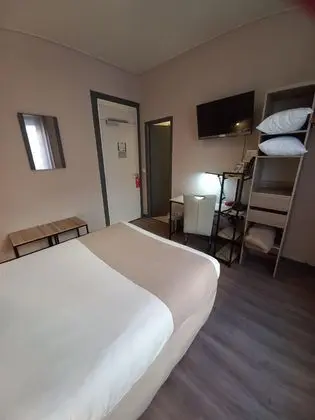 Tek Büyük Yataklı Oda, 1 Çift Kişilik Yatak, Sigara İçilmez