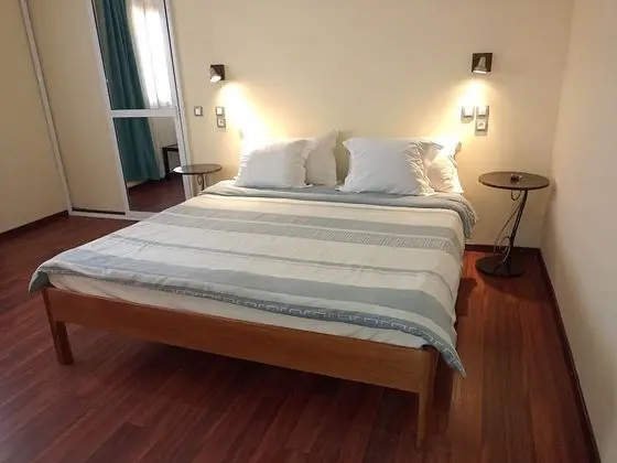 Tek Büyük Yataklı Oda