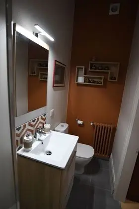 Deluxe Tek Büyük Yataklı Oda, Banyolu/Duşlu (Bombay)