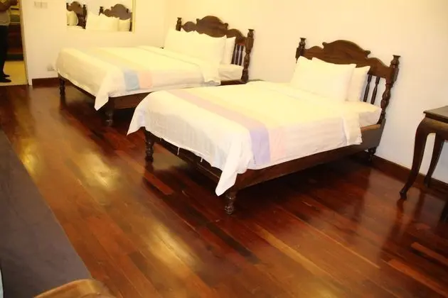 Deluxe Üç Kişilik Oda, Havuz Manzaralı (1 King Bed & 1 Single Bed)