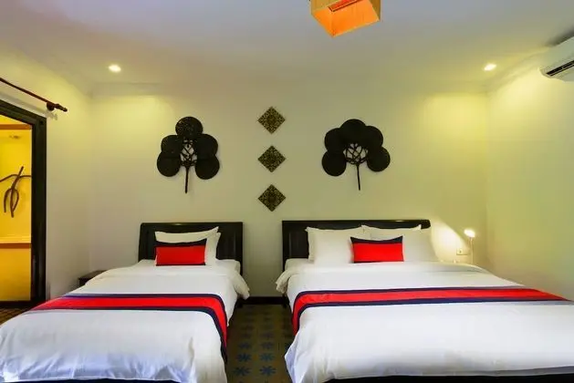 Deluxe Üç Kişilik Oda, Havuz Manzaralı (1 King Bed & 1 Single Bed)